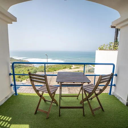 Saltline Surf House Ericeira