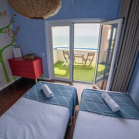 Saltline Surf House * Ericeira