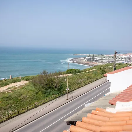 Saltline Surf House Hostel Ericeira